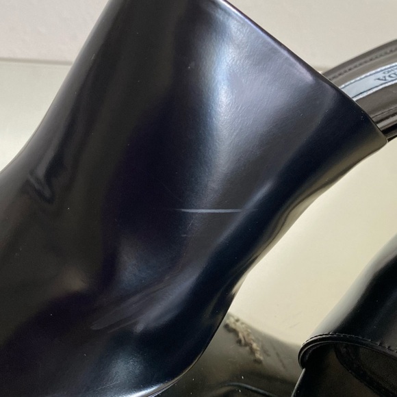 Like new Prada Brushed Leather Pointy-toe Sandal 40.5 $1,295 - Picture 13 of 15